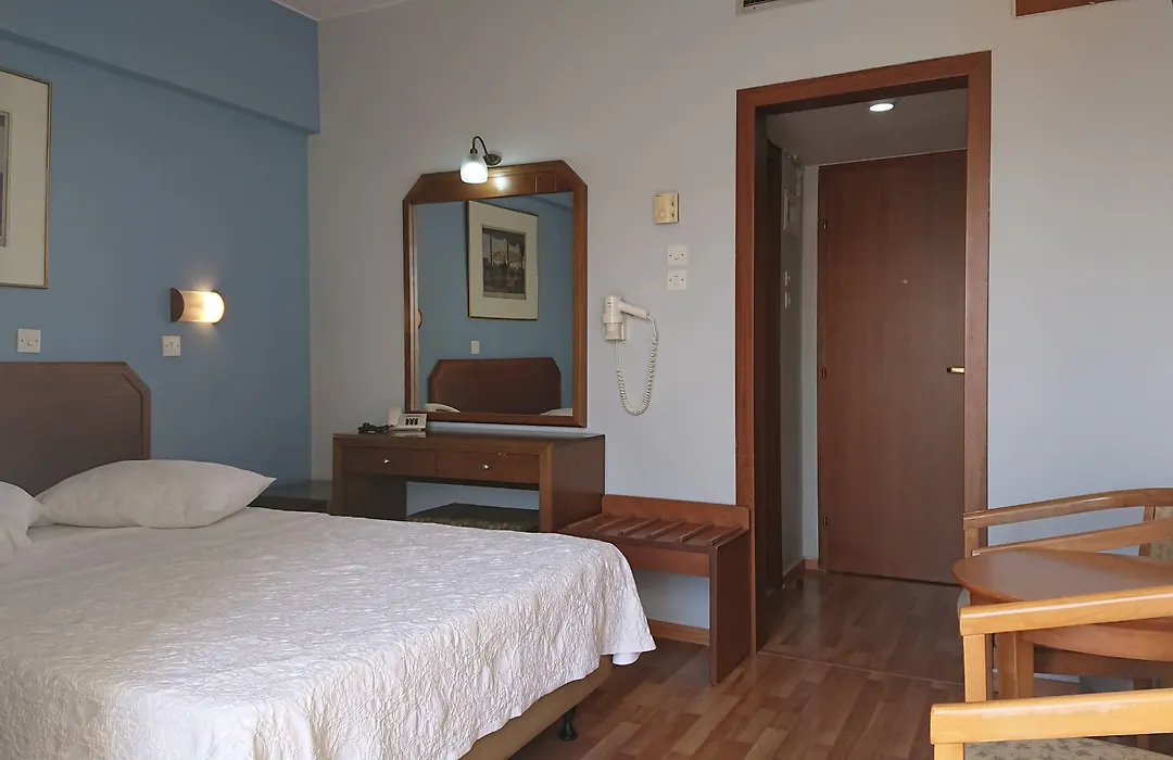 Economy Hotel-1